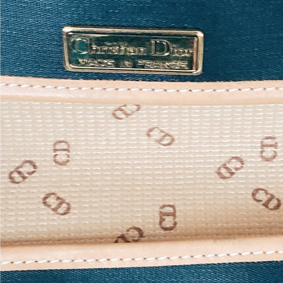 Authentic CHRISTIAN DIOR - Picture 5 of 12